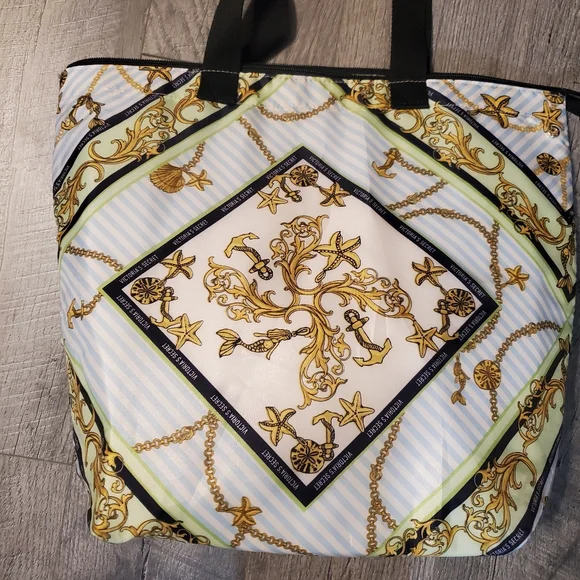 Victorias Secret Cooler Bag - Picture 2 of 4